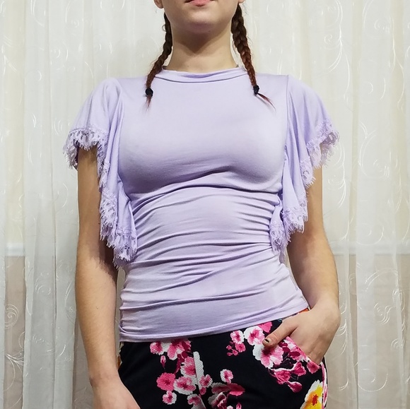 Pretty Lace Detail Layers Top - Picture 7 of 8